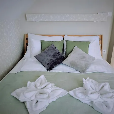 Holiday home Szoemoerce Vendeghaz