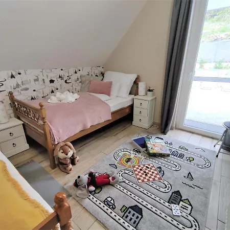 Holiday home Szoemoerce Vendeghaz